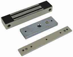 ML-180KB с планкой. Электромагнитный влагозащищенный замок